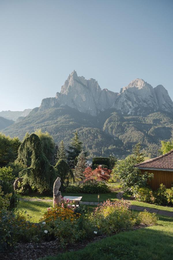 Mirabell Alpine Garden Resort & Spa Siusi Bagian luar foto